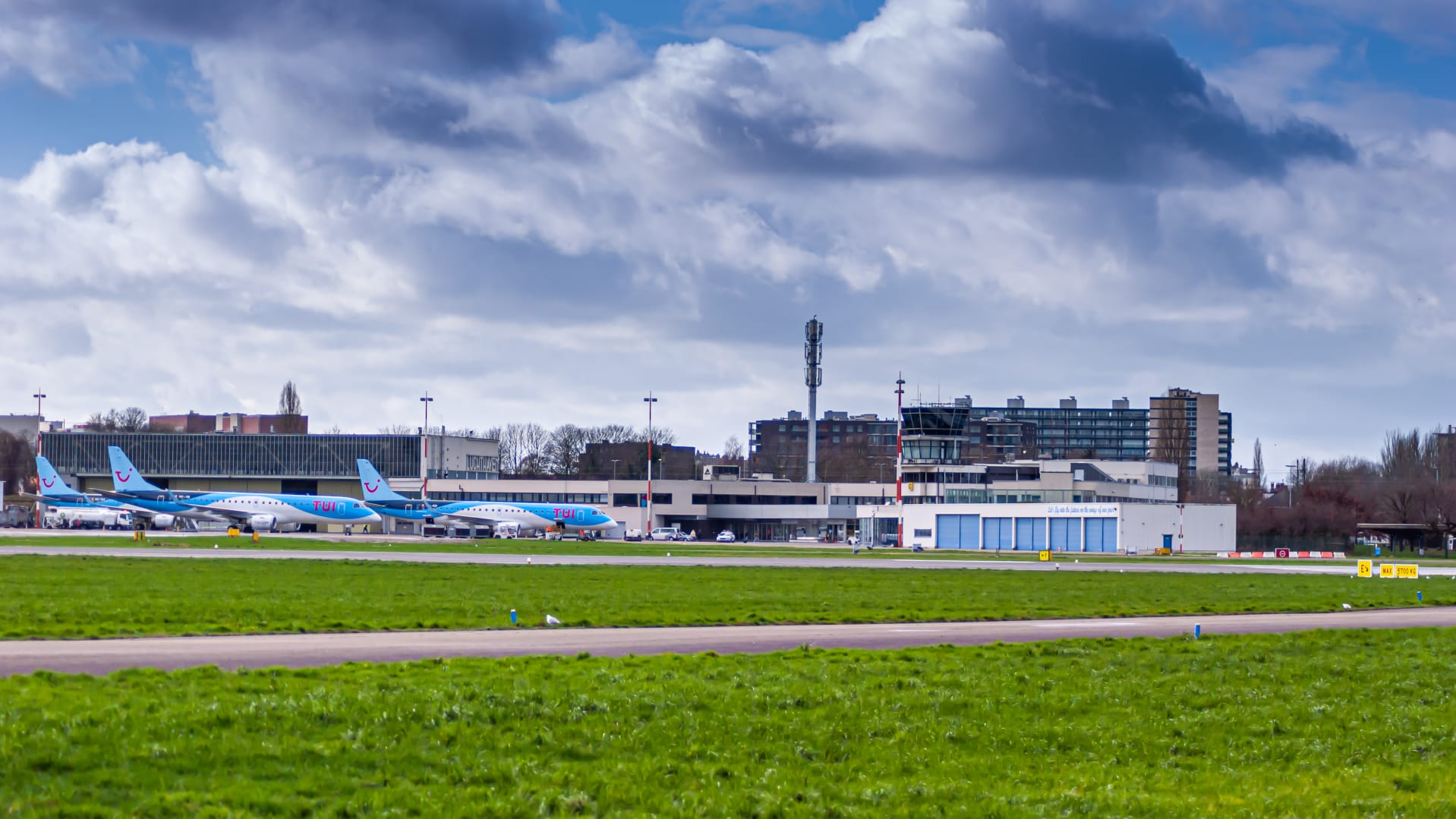 Luchthavens Antwerpen en OostendeBrugge blikken terug op sterke